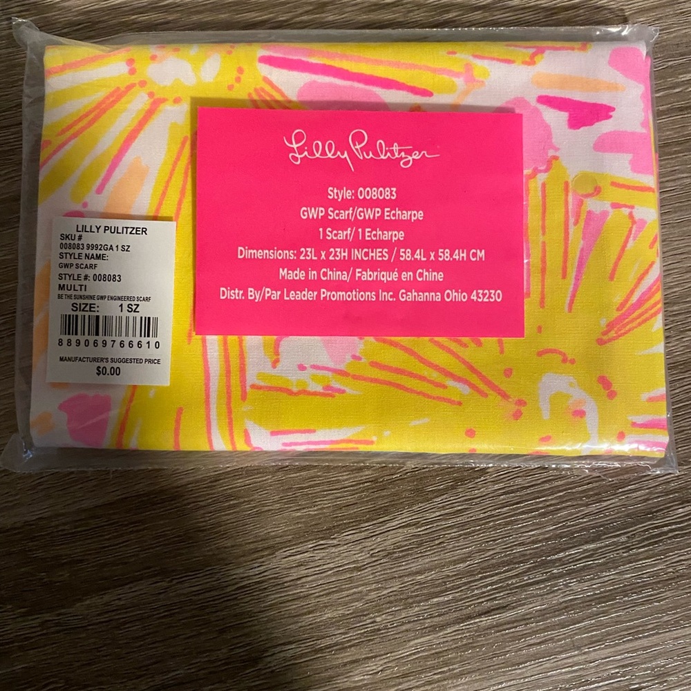 NEW Lilly Pulitzer scarf